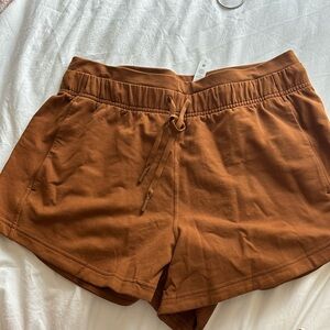 Lululemon Inner Glow Short
